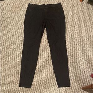 HUE Black Skinny Pants
